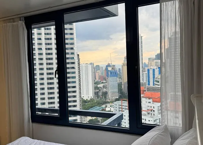 Entire Place In Makati Apartment Manila